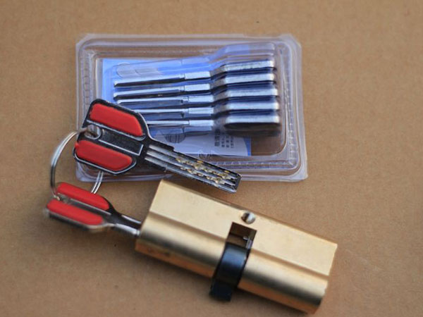 上犹24小时上门开锁公司